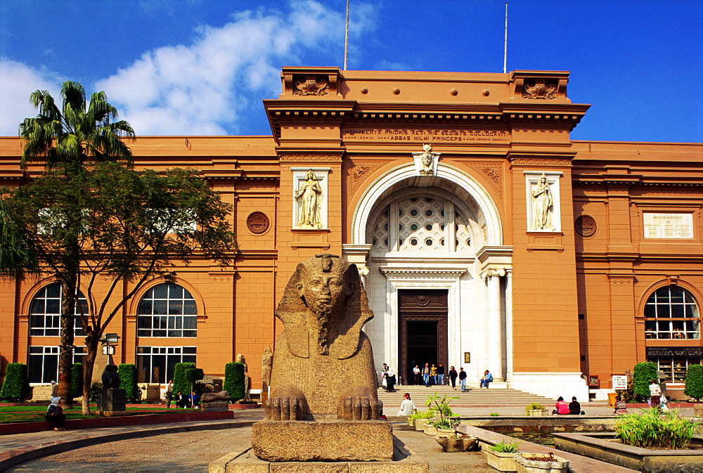 Cairo Over Day Trip to Pyramids of Giza and Egyptian Museum from Ein El Shokhna Port