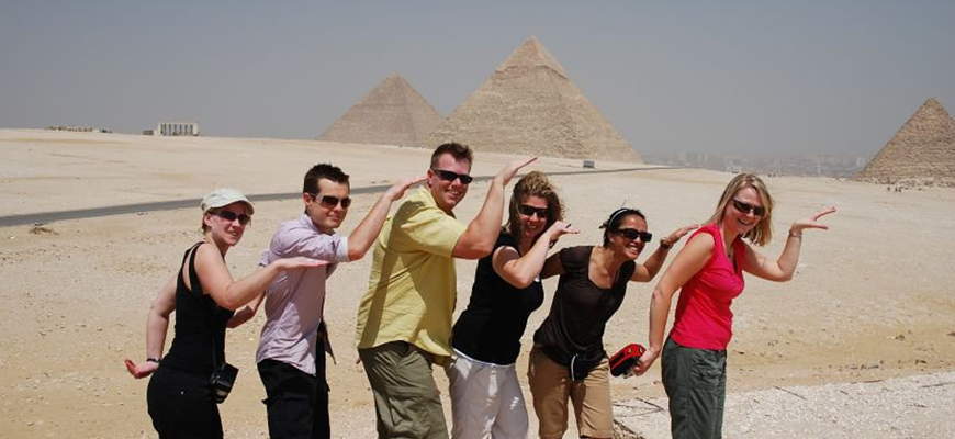 Cheap Travel Package in Egypt to Old Cairo, Pyramids of Giza and Saqqara and Hurgahda